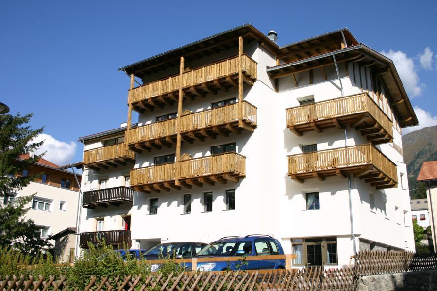 Hotel Mall San Valentino alla Muta Exterior foto